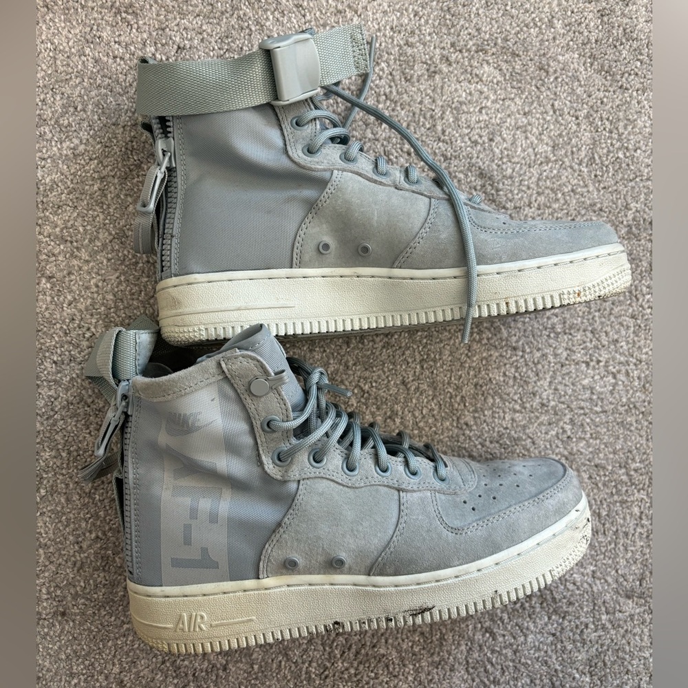 Baby blue Nike AF1s